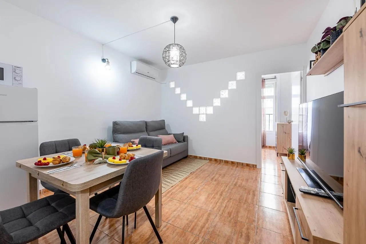 797 Holiday Rentals - Hermoso Apartamento Reformado En Los V Torremolinos