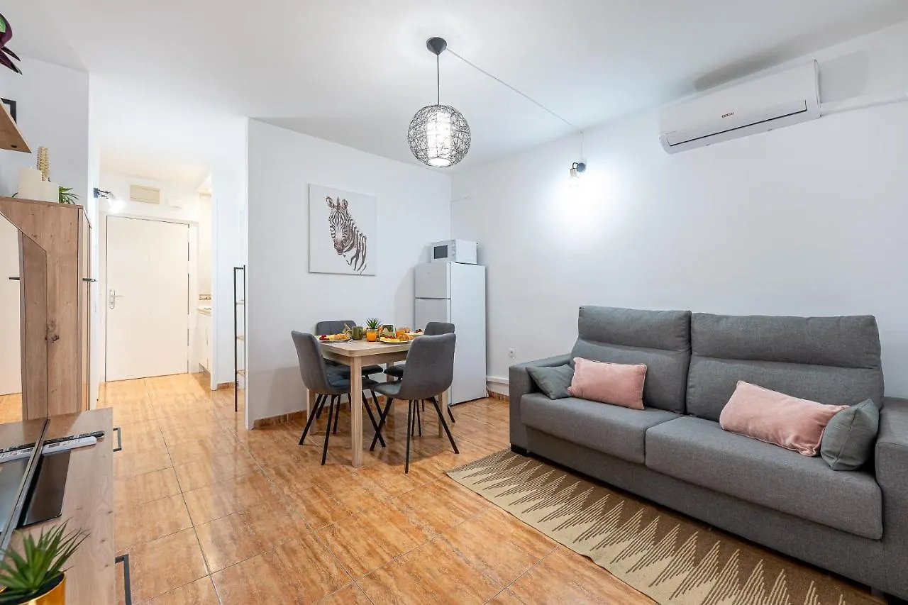797 Holiday Rentals - Hermoso Apartamento Reformado En Los V Torremolinos Apartment