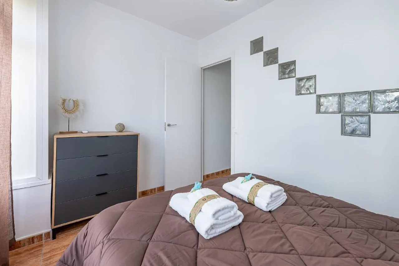 Apartment 797 Holiday Rentals - Hermoso Apartamento Reformado En Los V Torremolinos Spain